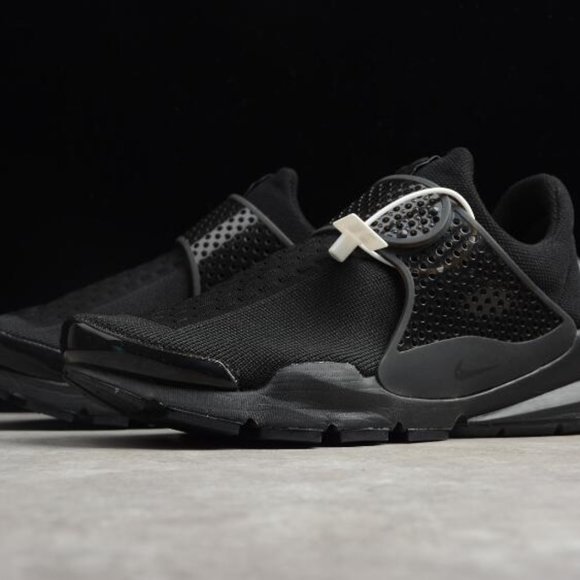 Nike Sock Dart Running Shoes Triple Black NEW - Picture 2 of 6